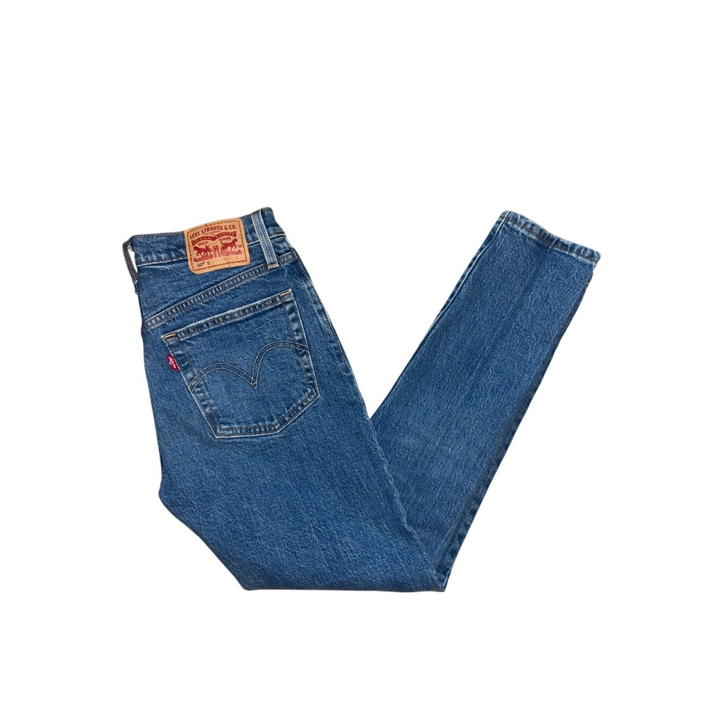 Levi's women's skinny Slim Straight Indigo Blue Jeans high waisted buttonfly 24